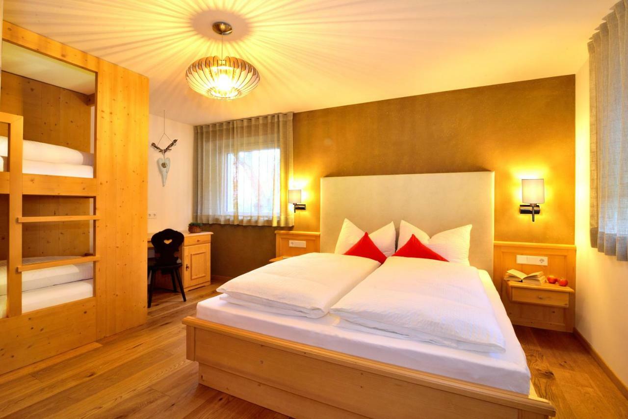 Appartements Mayrhof เบรสซาโนเน ภายนอก รูปภาพ